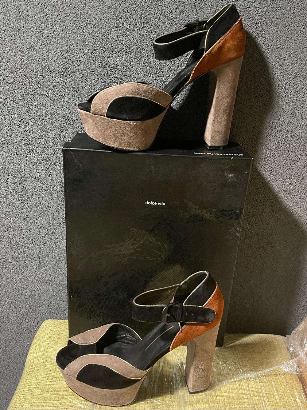 Dolce Vita Taupe Black and Brown Suede Platform heels